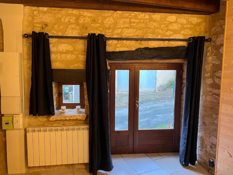 Le Chalet Saint-Pardoux-la-Rivière Εξωτερικό φωτογραφία